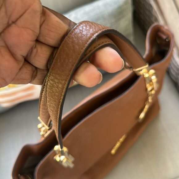 Michael Kors Cognac Leather Brooke Medium Tote/Crossbody Bag - Picture 6 of 11